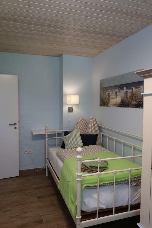 Ferienwohnung Blau Hohenfelde  Exterior photo